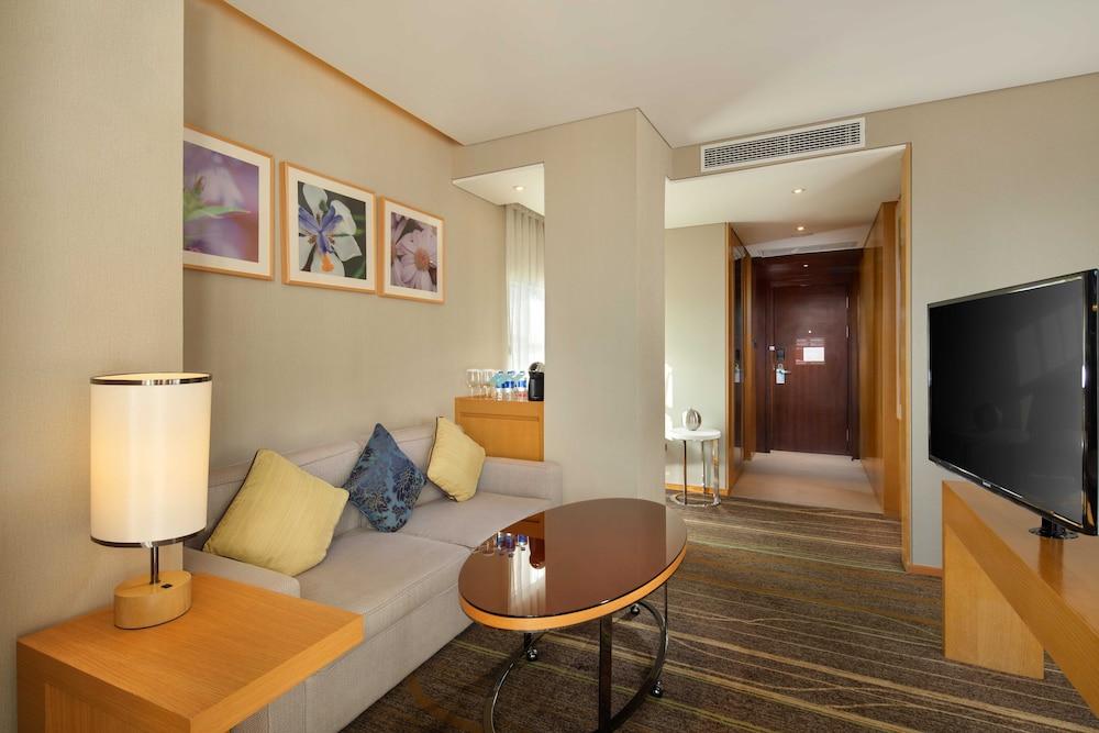 Hilton Garden Inn Lijiang Lijiang  Exterior foto